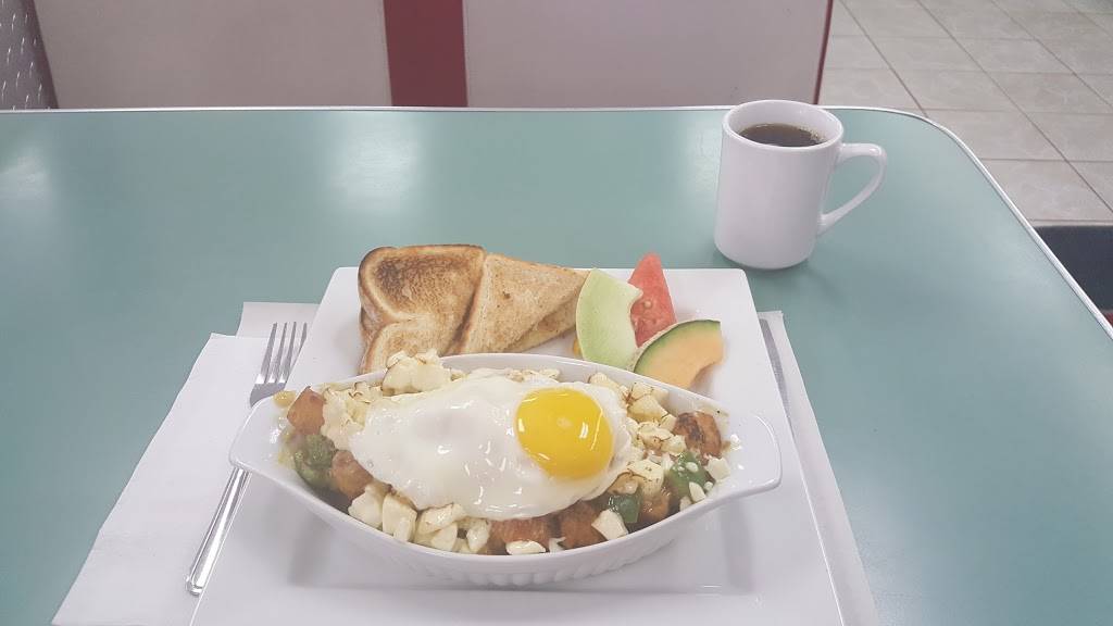 La Belle Province | restaurant | 8400 Boulevard Henri-Bourassa #167, Québec, QC G1G 4E2, Canada | 5813004831 OR +1 581-300-4831