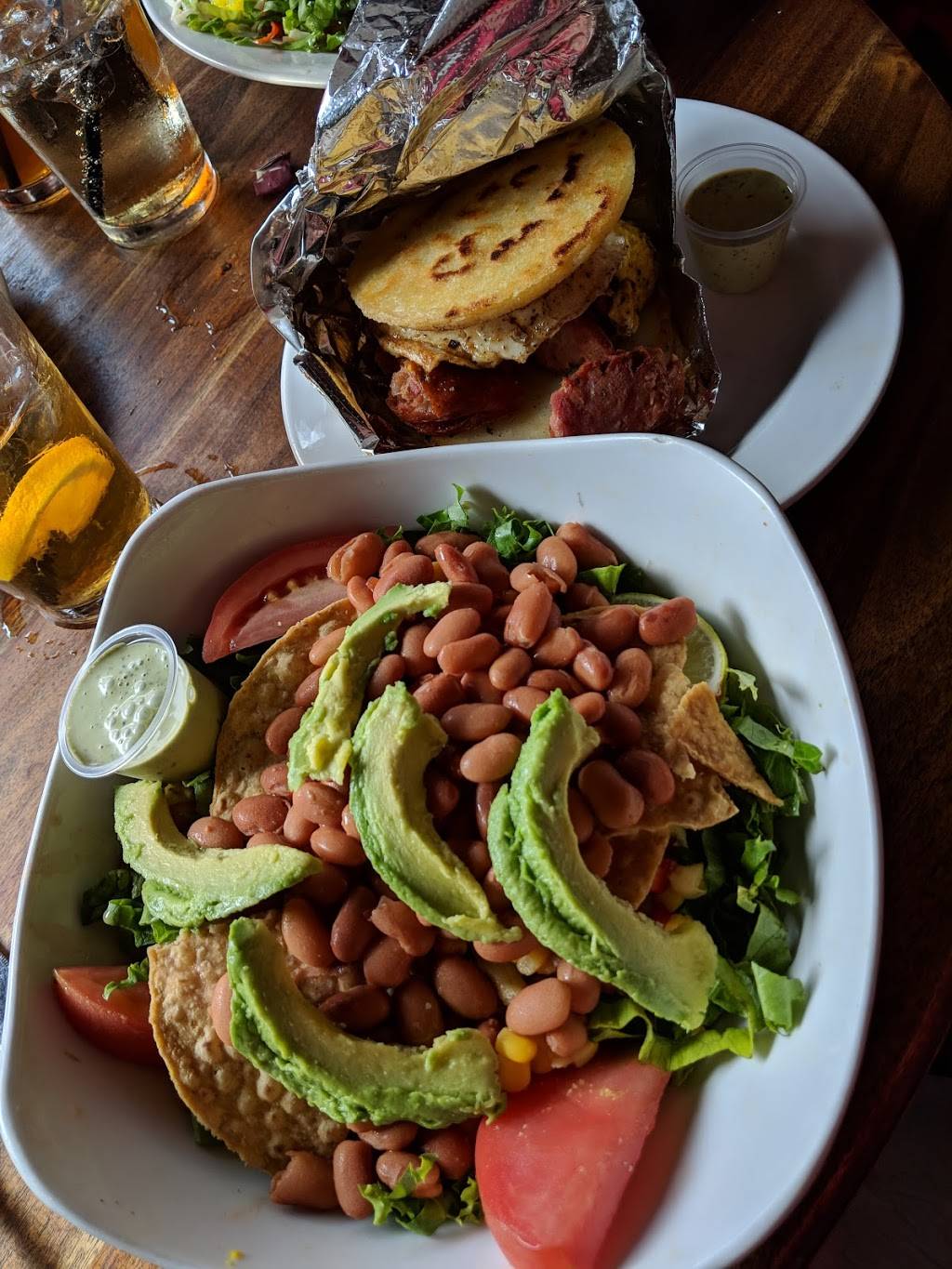 Arepazo Tapas and Wine | restaurant | 93 N High St, Gahanna, OH 43230, USA | 6144717296 OR +1 614-471-7296