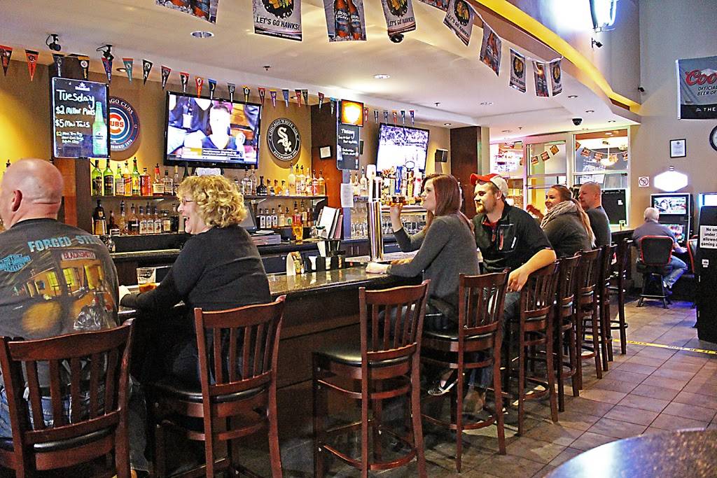 Trio Grille | restaurant | 101 Franks Rd, Marengo, IL 60152, USA | 8155683333 OR +1 815-568-3333