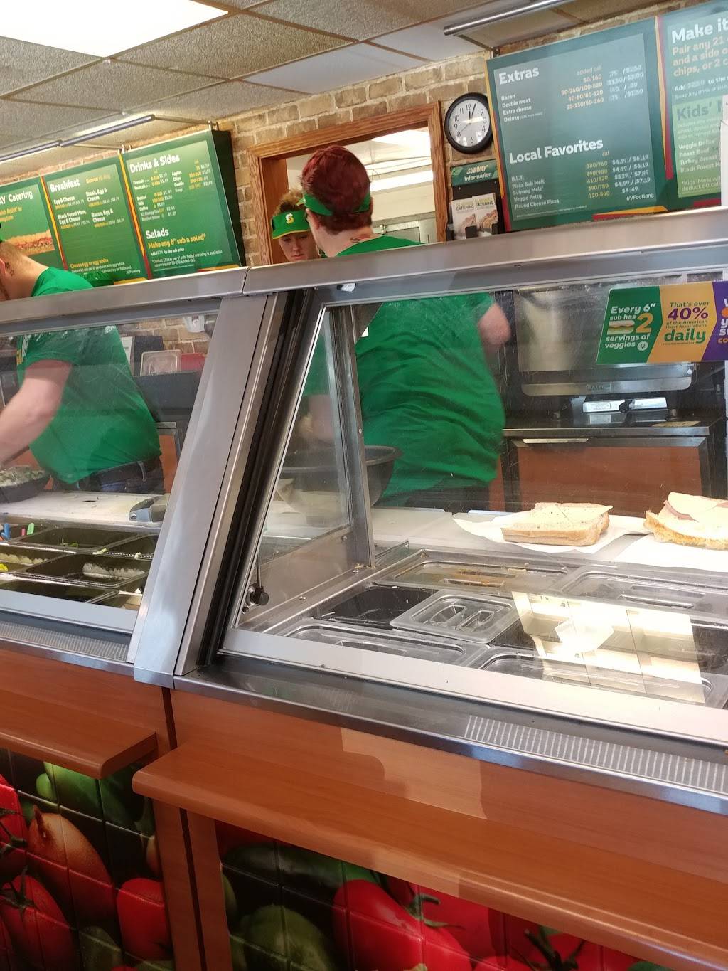 Subway | restaurant | 134 US-2, St Ignace, MI 49781, USA | 9066431140 OR +1 906-643-1140
