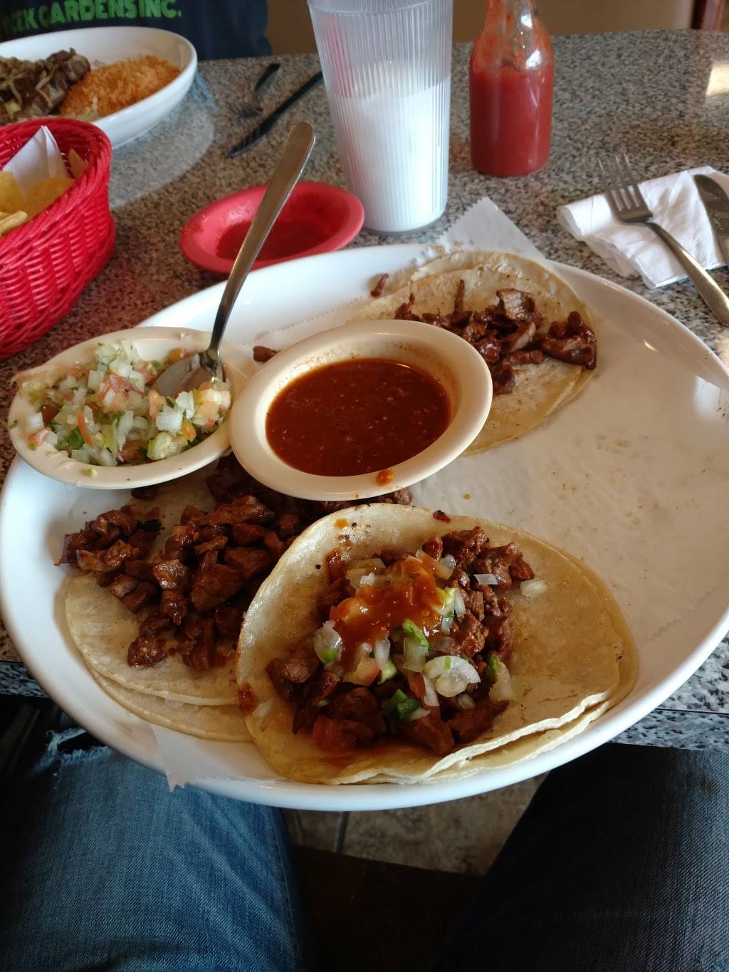 El Puerto | restaurant | 1008 S Burlington Ave, Hastings, NE 68901, USA | 4024620153 OR +1 402-462-0153
