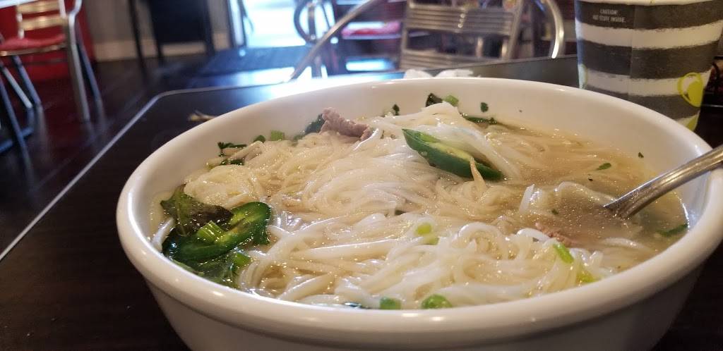 Mangosteen | restaurant | 510 E Broadway, Long Beach, CA 90802, USA | 5624955999 OR +1 562-495-5999