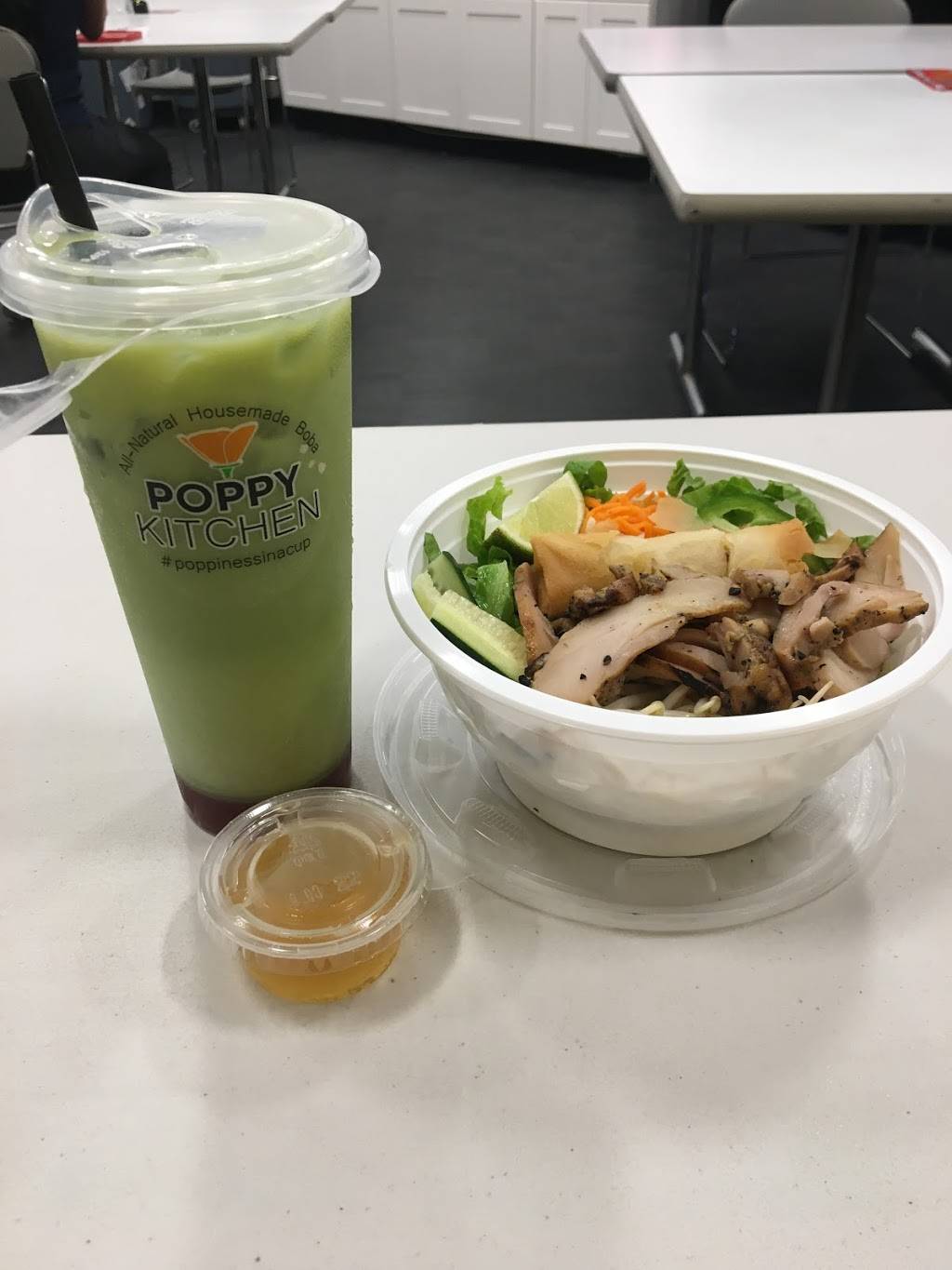 Poppy Kitchen | cafe | Plaza Bonita Food Court, 3030 Plaza Bonita Rd, National City, CA 91950, USA | 6197736188 OR +1 619-773-6188