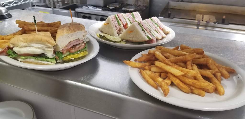 T&D Coney Grill | restaurant | 209 S Main St, Eaton Rapids, MI 48827, USA | 5174419027 OR +1 517-441-9027