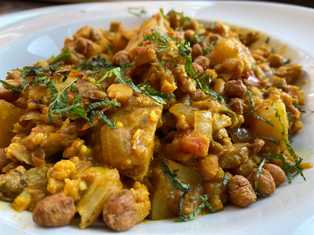 Taj | restaurant | 3 Duncan St, Gloucester, MA 01930, USA | 9785157337 OR +1 978-515-7337