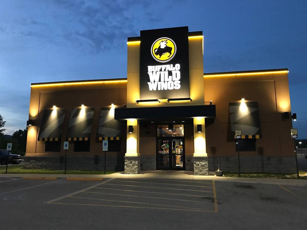 Buffalo Wild Wings | restaurant | 970 W Mall Rd, Barboursville, WV 25504, USA | 3047330909 OR +1 304-733-0909
