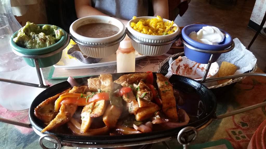 Coyote Flaco Poughkeepsie | restaurant | 230 Salt Point Turnpike, Poughkeepsie, NY 12603, USA | 8454753322 OR +1 845-475-3322