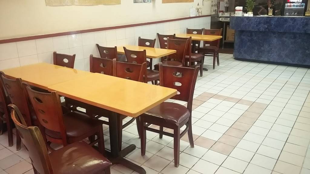 China House | restaurant | 906 Old Country Rd, Westbury, NY 11590, USA | 5169975393 OR +1 516-997-5393