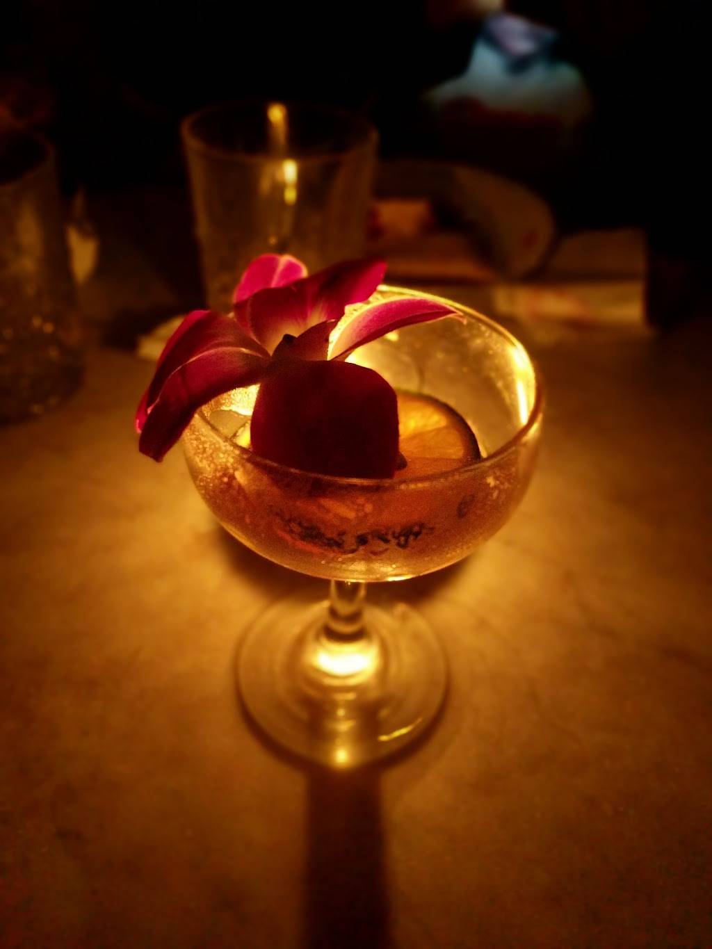 Pour Vous | restaurant | 5574 Melrose Ave, Los Angeles, CA 90038, USA | 3238718699 OR +1 323-871-8699