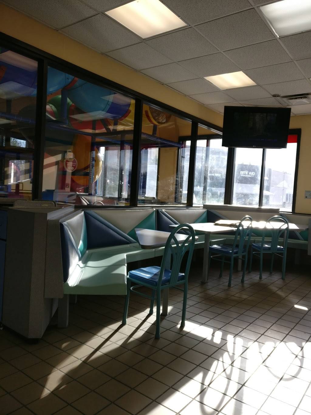 Burger King | restaurant | 2270 Hunters Woods Plaza, Reston, VA 20191, USA | 7038606741 OR +1 703-860-6741