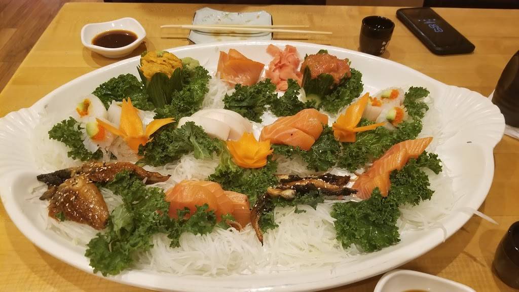 Yoko Sushi | restaurant | 2946 Chain Bridge Rd # J, Oakton, VA 22124, USA | 7032556644 OR +1 703-255-6644