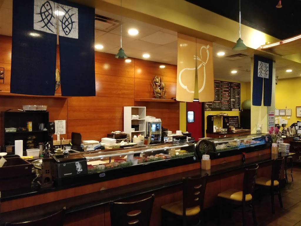 Rolls n Rice | restaurant | 1701 Rockville Pike # B1, Rockville, MD 20852, USA | 3017704030 OR +1 301-770-4030