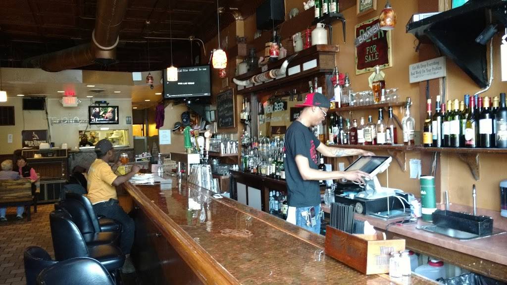 The Rib Cage Smokehouse & Bar | restaurant | 2214 Lee Rd, Cleveland Heights, OH 44118, USA | 2163217427 OR +1 216-321-7427