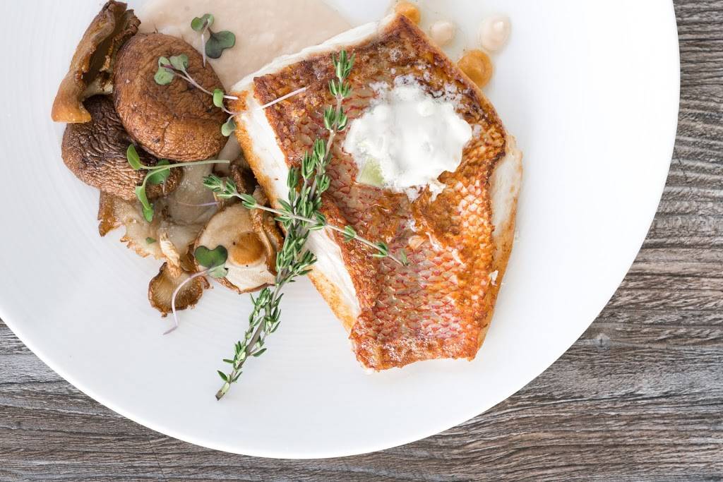 Caribsea | restaurant | 8921 Crew Dr, Emerald Isle, NC 28594, USA | 2524248400 OR +1 252-424-8400