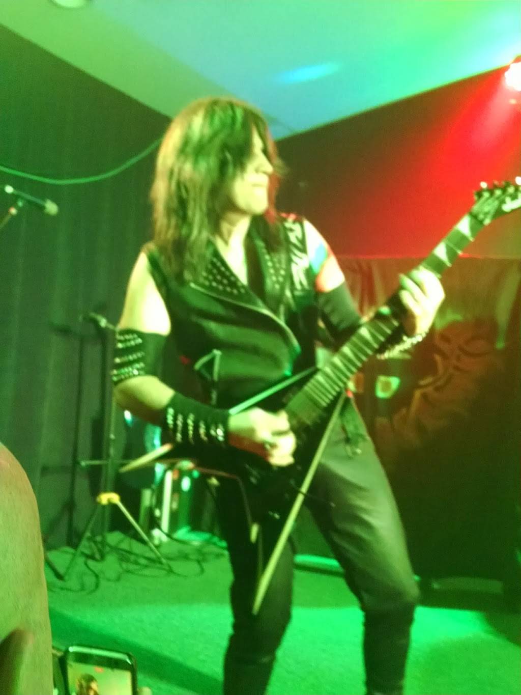 Chrome Food & Spirits | restaurant | 405 Hudson River Rd, Waterford, NY 12188, USA | 5183262725 OR +1 518-326-2725