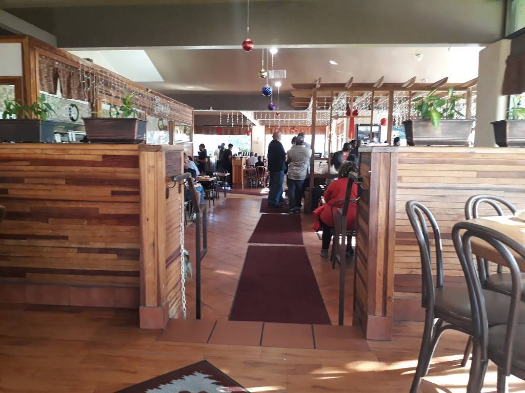 Roscoes House of Chicken and Waffles | restaurant | 621 W Manchester Blvd, Inglewood, CA 90301, USA | 3109814141 OR +1 310-981-4141