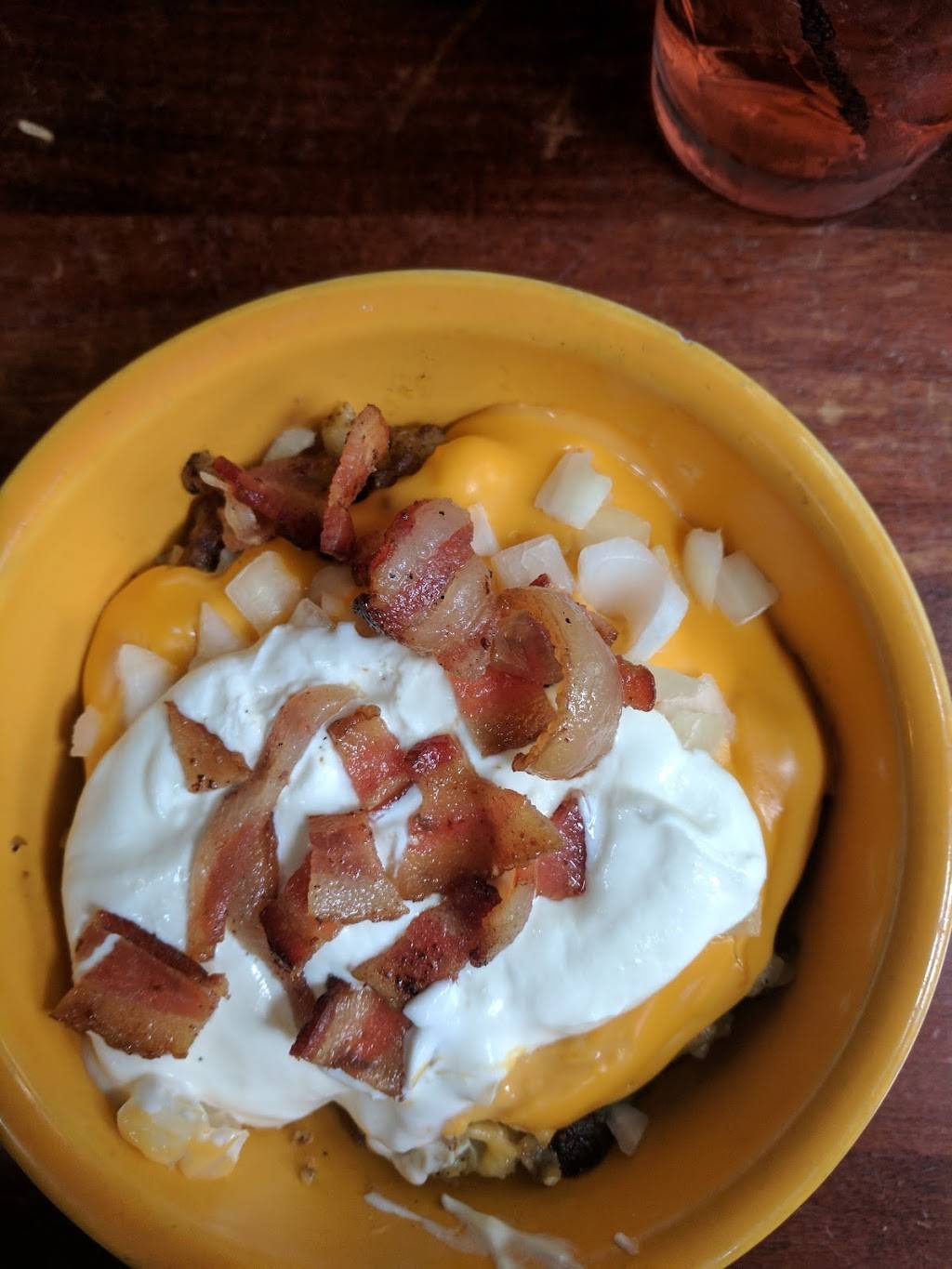 McBobs Pub & Grill | restaurant | 4919 W North Ave, Milwaukee, WI 53208, USA | 4148715050 OR +1 414-871-5050