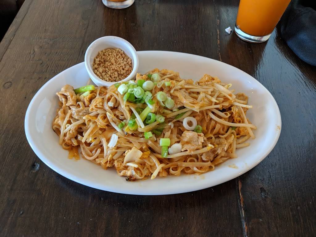 Palm Thai Bistro | meal takeaway | 5089 Business Center Dr #105, Fairfield, CA 94534, USA | 7078648777 OR +1 707-864-8777