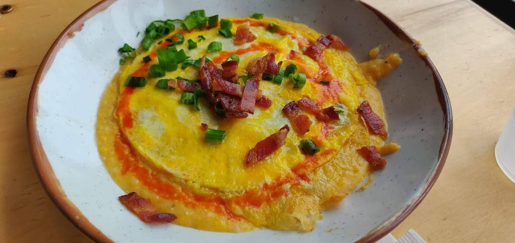 Holler & Dash | restaurant | 1085 Howell Mill Rd, Atlanta, GA 30318, USA | 4708655660 OR +1 470-865-5660