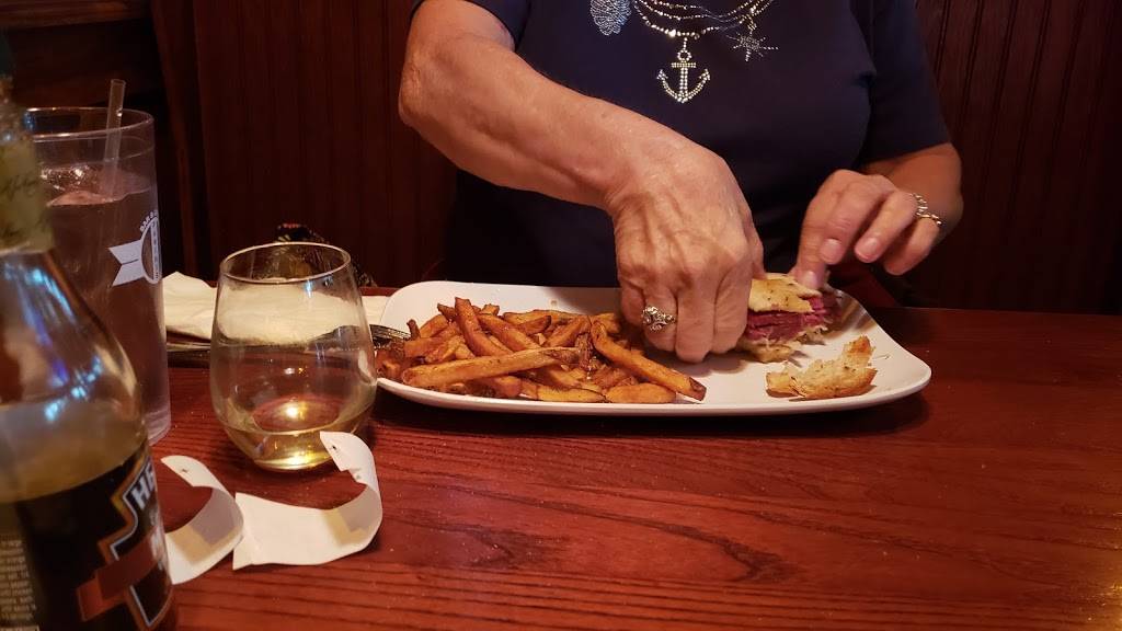 Kent Paninis Llc | restaurant | 295 S Water St, Kent, OH 44240, USA | 3309686204 OR +1 330-968-6204