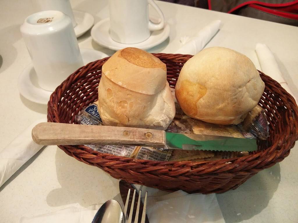 Petes Restaurant & Pancake | restaurant | 900 N Union St, Dwight, IL 60420, USA | 8155842331 OR +1 815-584-2331