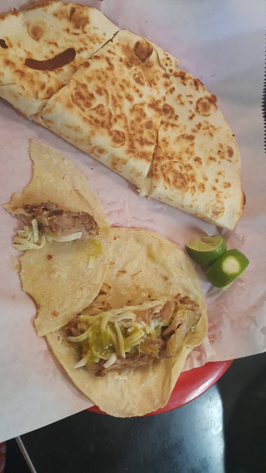 El Jacalito | restaurant | 708 Southeast Blvd, Clinton, NC 28328, USA | 9102990996 OR +1 910-299-0996