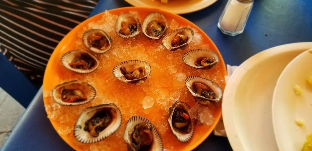 Mariscos el Esterito | restaurant | Calle Miguel Hidalgo 2, La Gloria, 22645 Tijuana, B.C., Mexico | 016643830033 OR +52 664 383 0033