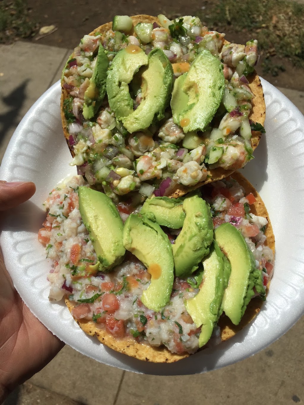 MARISCOS AEROPUERTO | restaurant | 3030 E 8th St, Los Angeles, CA 90023, USA | 3239065441 OR +1 323-906-5441