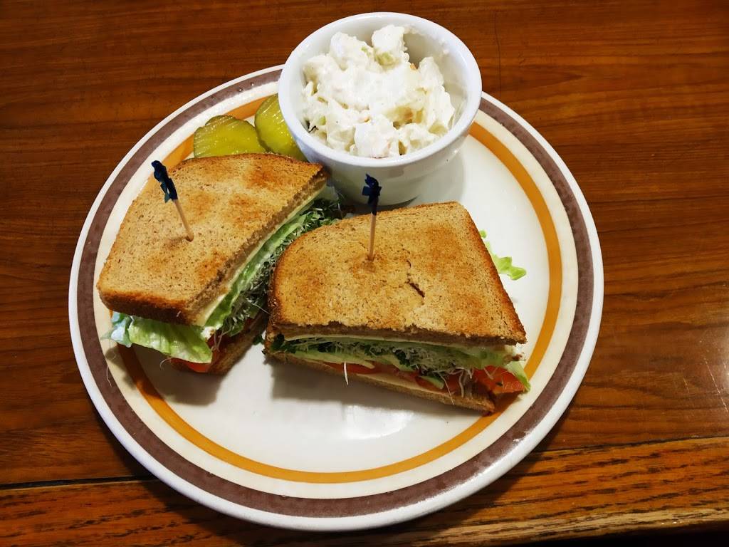 Dick Churchs Restaurant | restaurant | 2698 Newport Blvd, Costa Mesa, CA 92627, USA | 9496467763 OR +1 949-646-7763