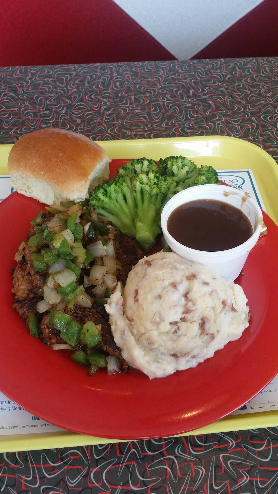 Hi-Way Diner | restaurant | 530 W River Rd, Hooksett, NH 03106, USA | 6032105305 OR +1 603-210-5305