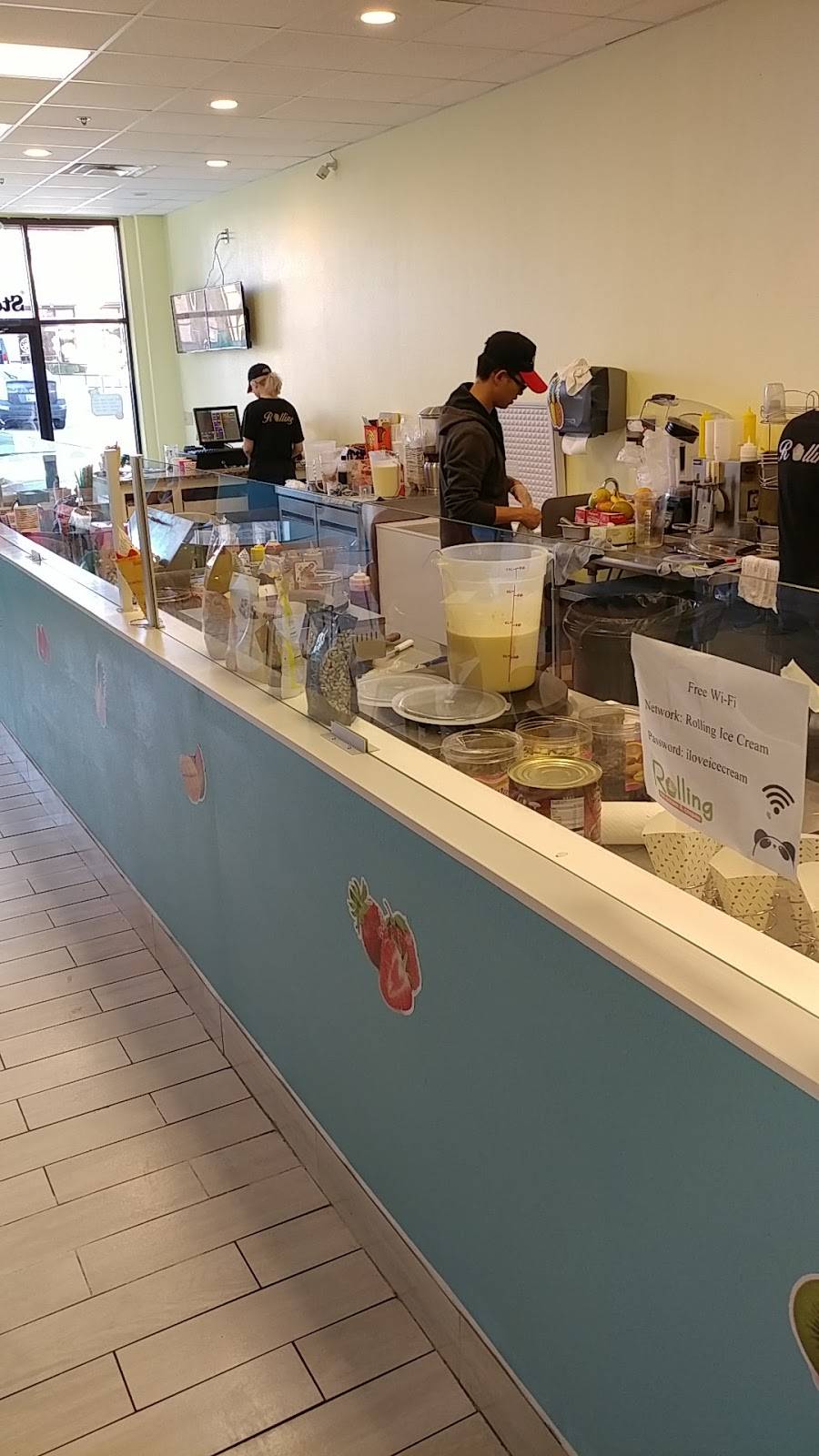 Rolling Ice Cream & Crepe | restaurant | 309 S Bryant Ave #100, Edmond, OK 73034, USA | 4052163392 OR +1 405-216-3392