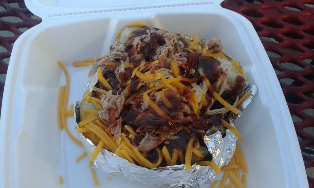 Whitts Barbecue | restaurant | 280 W Broad St #2469, Cookeville, TN 38501, USA | 9313721417 OR +1 931-372-1417