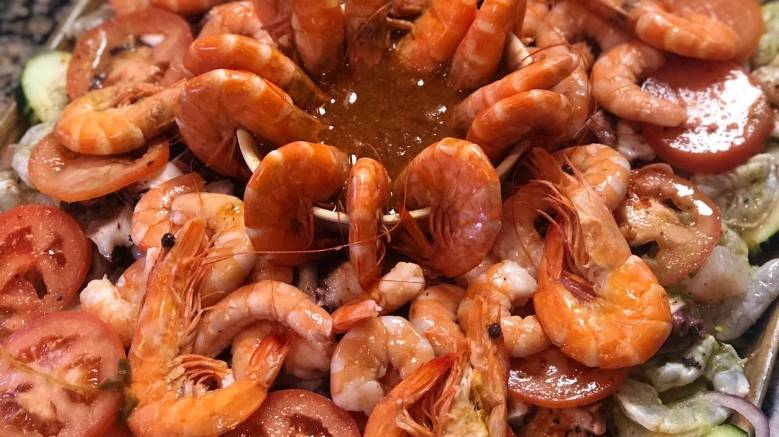 Las Islas Marias mariscos | restaurant | 16301 Main St, Hesperia, CA 92345, USA | 7609565300 OR +1 760-956-5300