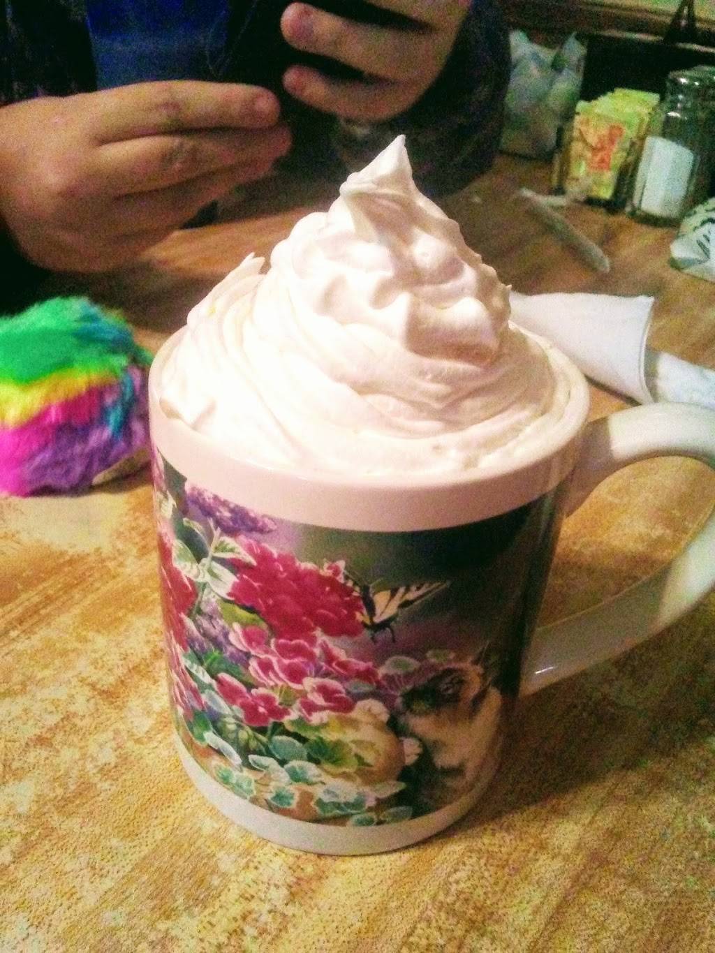 Rockys Cozy Kitchen | restaurant | 145 S 8th St, Medford, WI 54451, USA | 7157482434 OR +1 715-748-2434