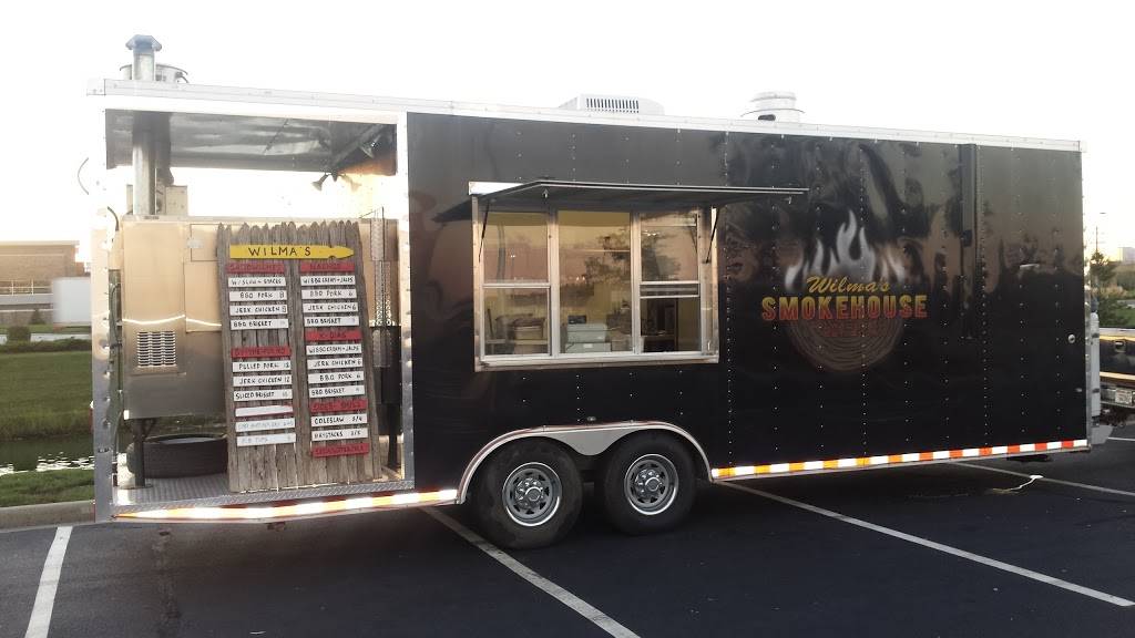 Wilmas Smokehouse | restaurant | W124N8145 WI-145, Menomonee Falls, WI 53051, USA | 9205447283 OR +1 920-544-7283