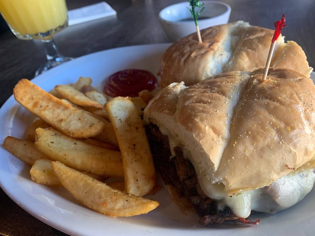 Brannan Manor Restaurant & Spirits - "Home of SacTown Sports" | restaurant | 106 J St, Sacramento, CA 95814, USA | 9166627743 OR +1 916-662-7743