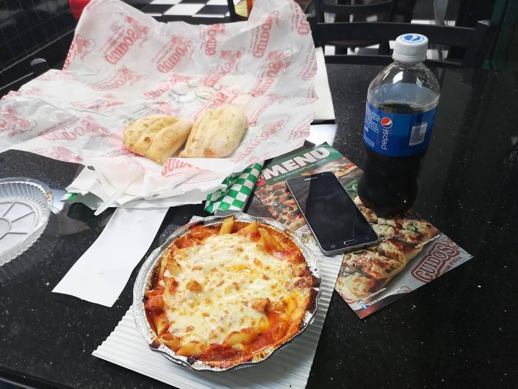 Guidos Premium Pizza Pontiac | restaurant | 3999 Centerpoint Pkwy, Pontiac, MI 48341, USA | 2483330033 OR +1 248-333-0033