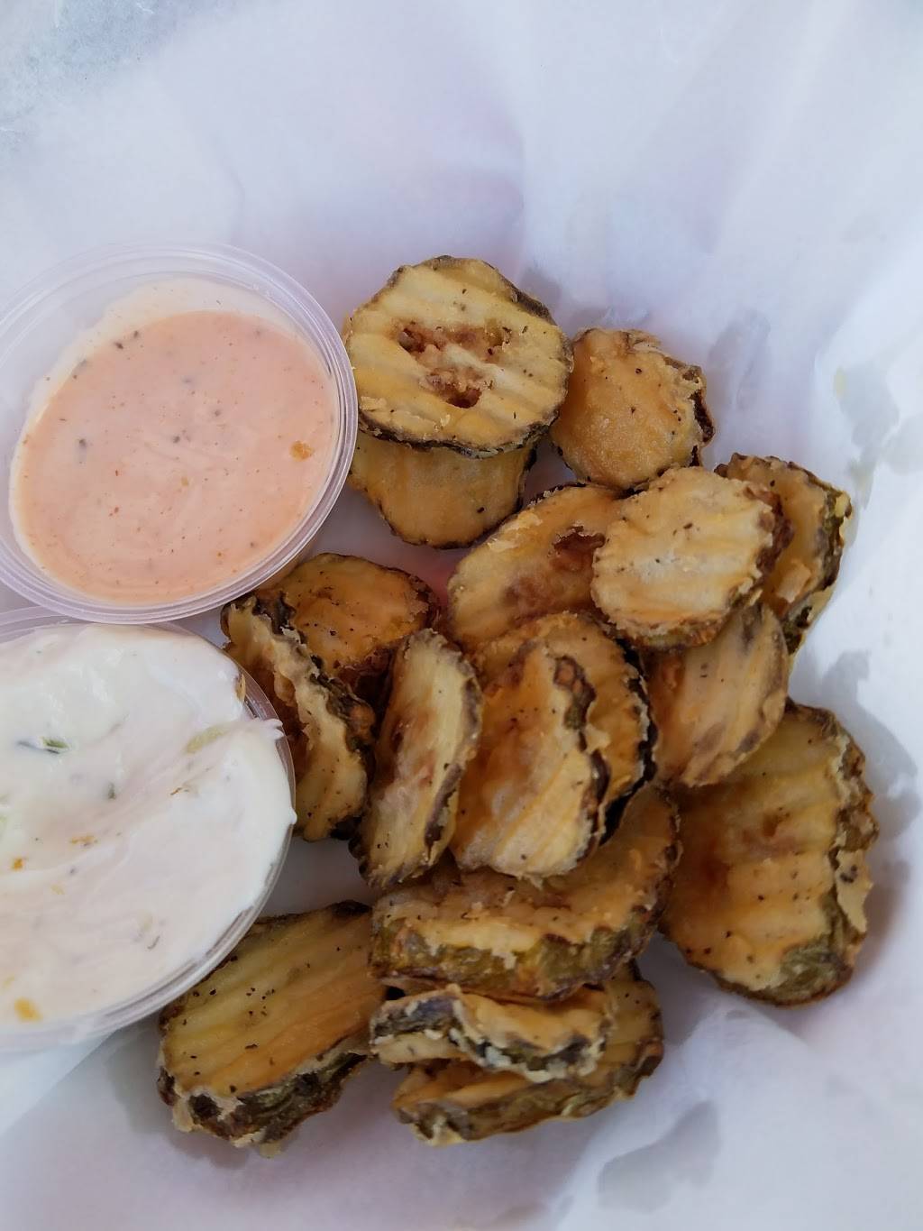 Pancho & Leftys Outlaw Grill | restaurant | 1018 17th Ave, Monroe, WI 53566, USA | 6084266116 OR +1 608-426-6116