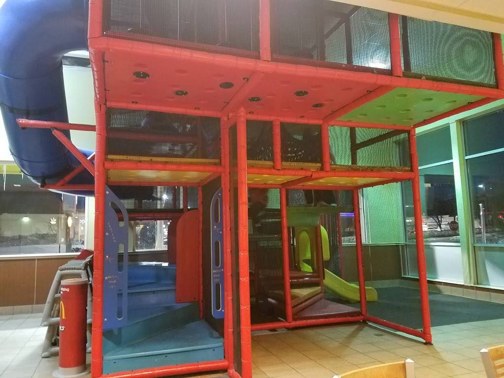 McDonalds | cafe | 548 Lincoln St, Worcester, MA 01605, USA | 5088525417 OR +1 508-852-5417