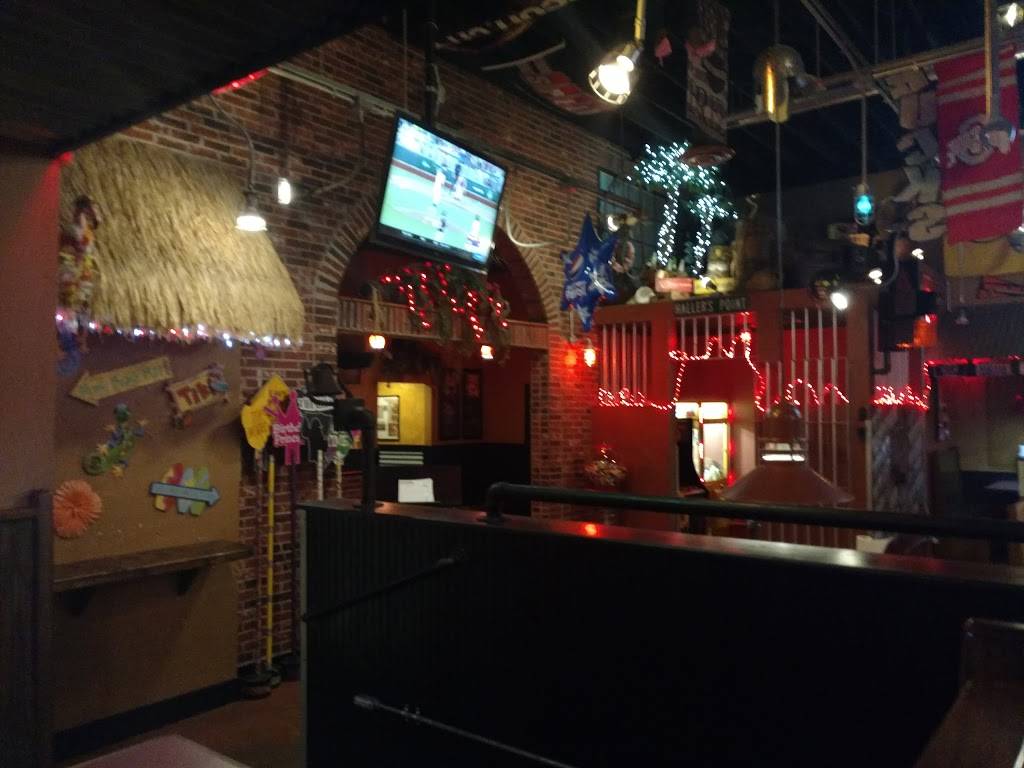 Freds Pizza Express | restaurant | 1920 11th St, Portsmouth, OH 45662, USA | 7403531218 OR +1 740-353-1218