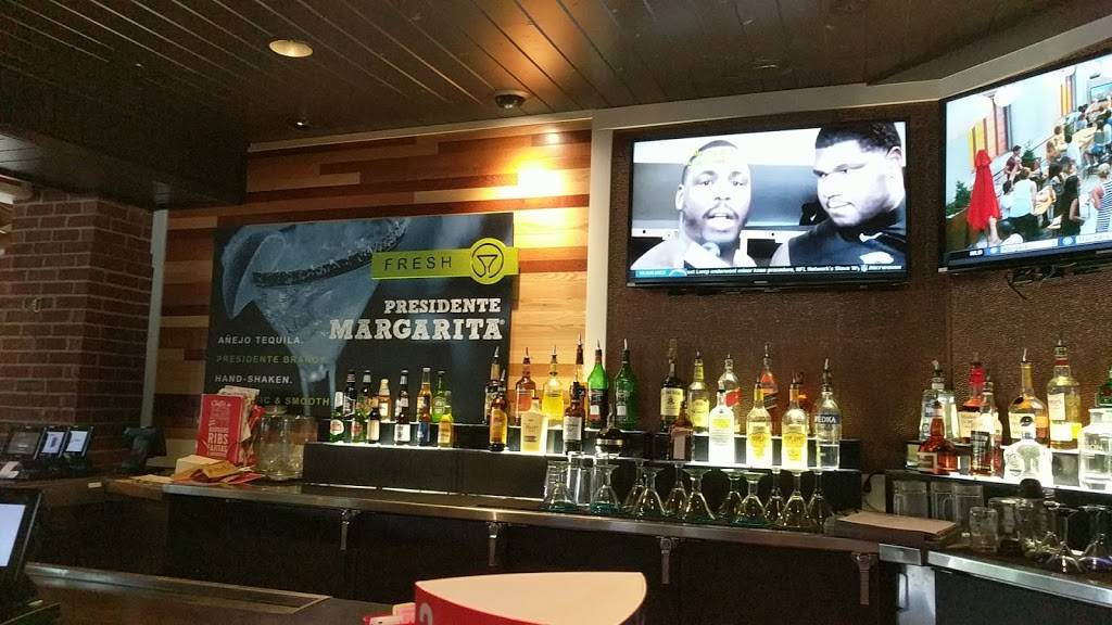 Chilis Grill & Bar | restaurant | 755 NW Broad St, Murfreesboro, TN 37129, USA | 6158672855 OR +1 615-867-2855