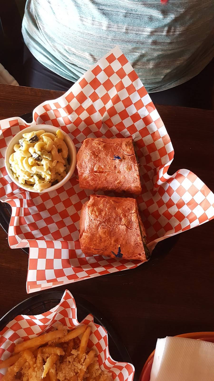 Alpine Tavern and Grill | restaurant | 2502 Alpine Blvd, Alpine, CA 91901, USA | 6197221470 OR +1 619-722-1470