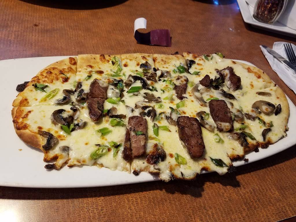 Bostons Restaurant & Sports Bar | restaurant | 10440 ODonnell Pl, Waldorf, MD 20603, USA | 3013964988 OR +1 301-396-4988