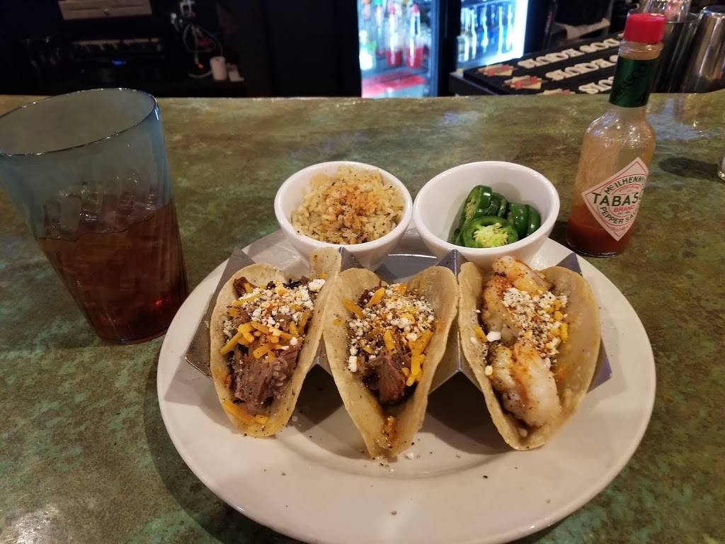 Flames Seafood Bar & Grill | restaurant | 1030 E U.S. Hwy 377, Granbury, TX 76048, USA | 8175732998 OR +1 817-573-2998