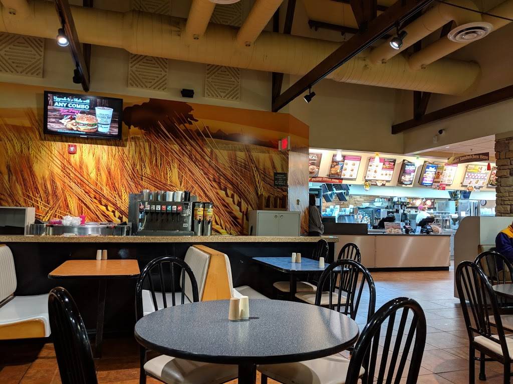 Braums Ice Cream & Burger Restaurant | restaurant | 701 S 32nd St, Muskogee, OK 74401, USA | 9186873007 OR +1 918-687-3007