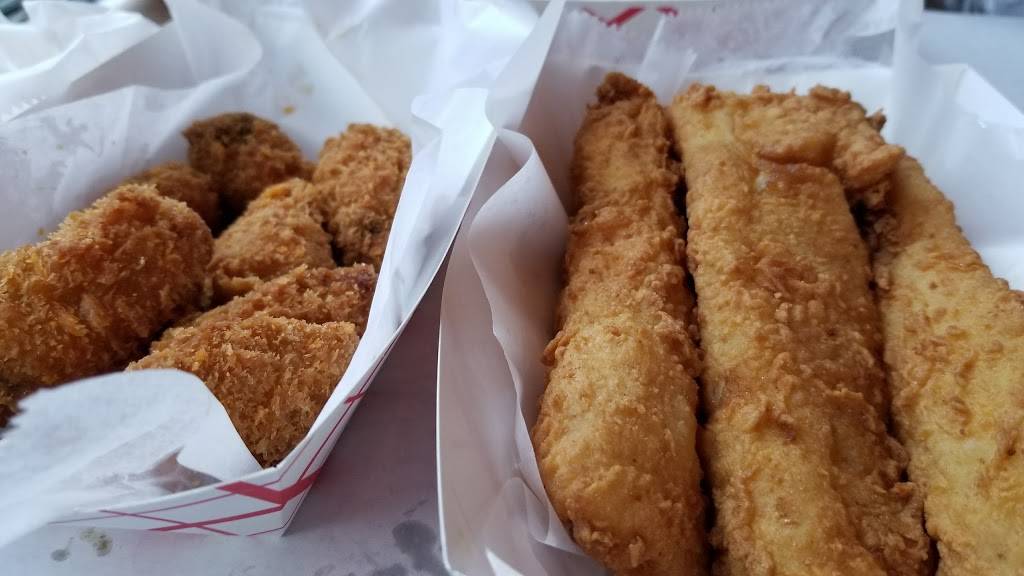 Loui Loui | restaurant | 3147 Broadway, New York, NY 10027, USA | 2122226608 OR +1 212-222-6608