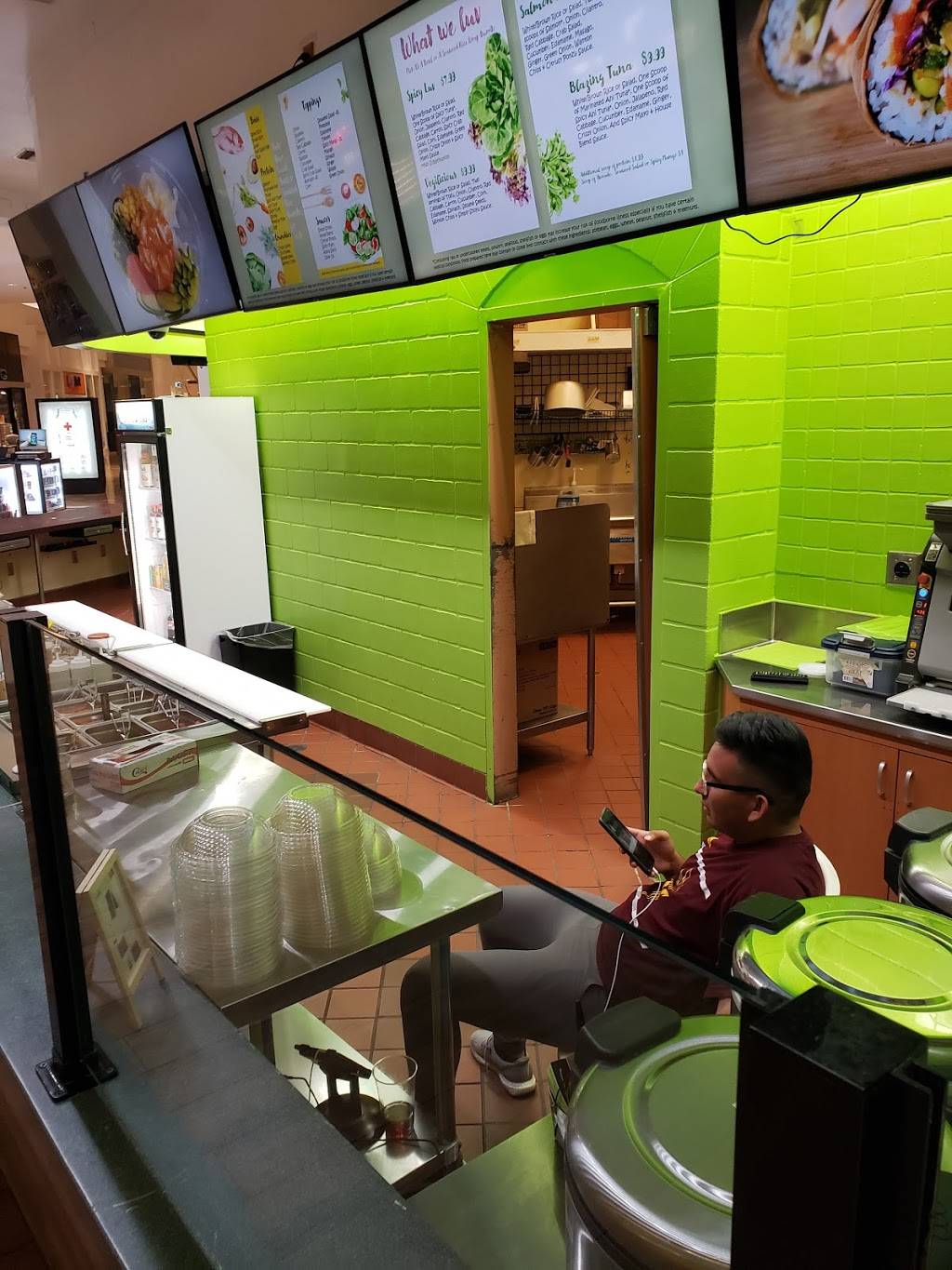 PokiLuv | restaurant | 3111 W Chandler Blvd Suite FF-236, Chandler, AZ 85226, USA | 6028459636 OR +1 602-845-9636