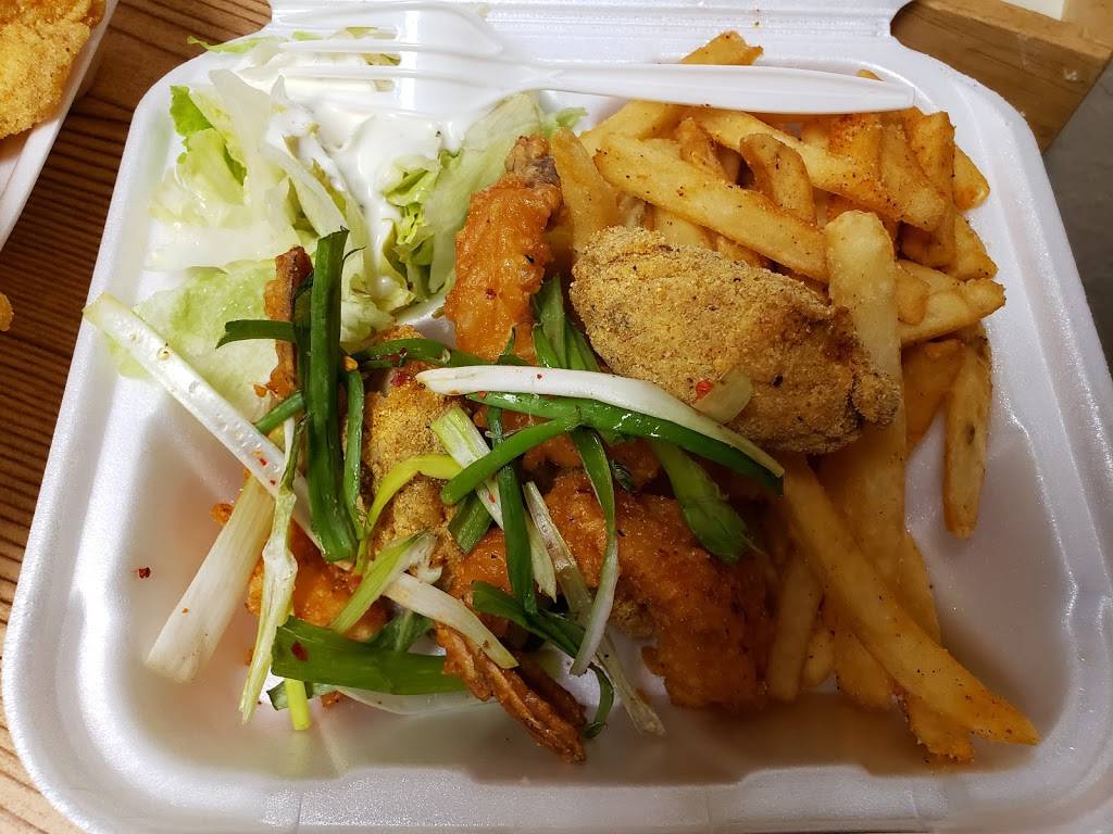 Lilys Seafood Bar And Grill | restaurant | 7817 College St, Beaumont, TX 77707, USA | 4095544421 OR +1 409-554-4421