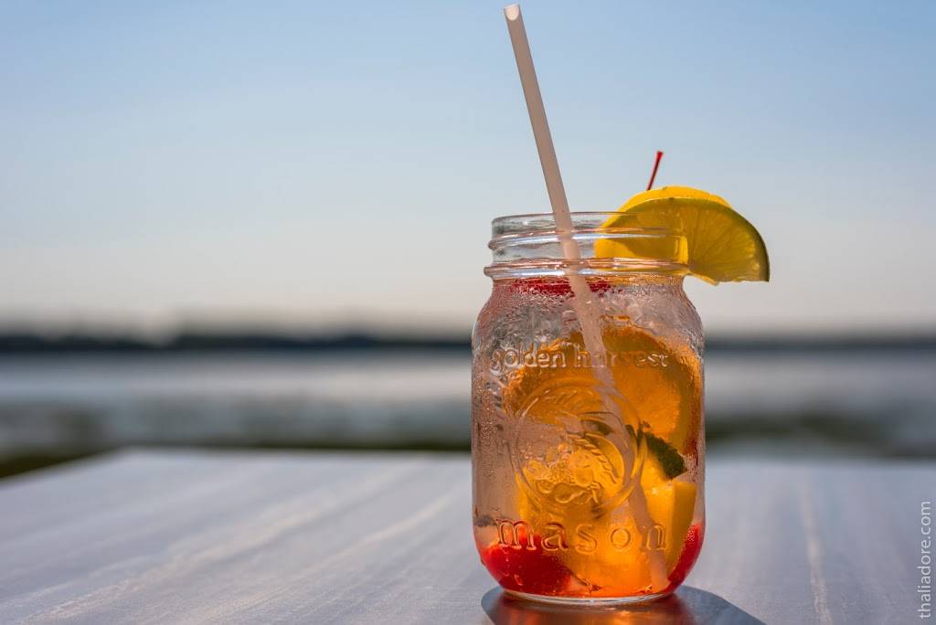 Quai 1635 | restaurant | 4155 Chemin de la Plage Jacques Cartier, Québec, QC G1Y 1W3, Canada | 4186517824 OR +1 418-651-7824