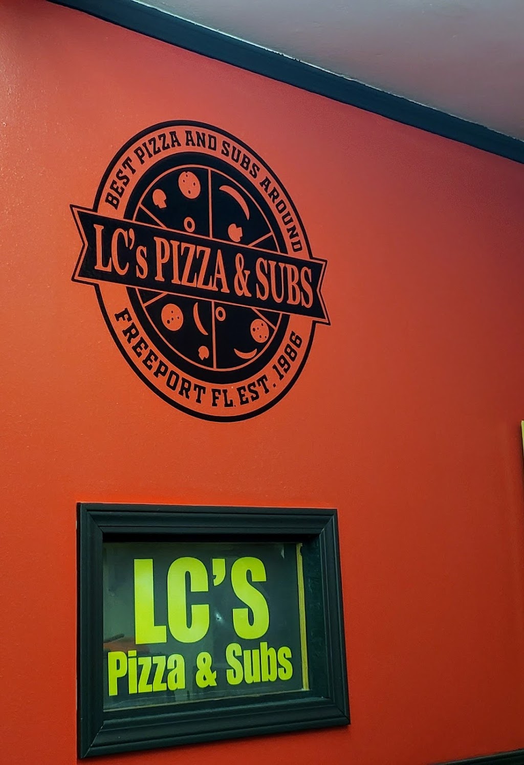 L Cs Pizza & Subs | restaurant | 901 FL-20, Freeport, FL 32439, USA | 8508352122 OR +1 850-835-2122